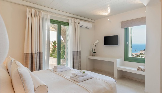 Ortensia Suite by Casa Di Fiori Andros Suites