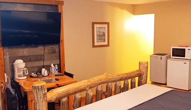 Paiute Trails Inn