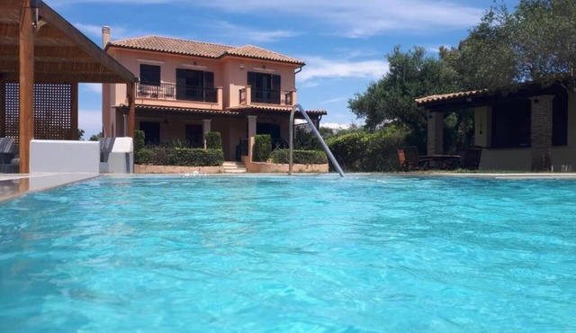 Panmar Villa 5 minutes from Saint Nicholas beach