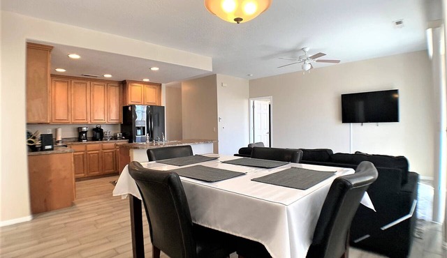 Par Haven by Mesquite Vacation Rentals with Private Balcony and $510 in free daily activities