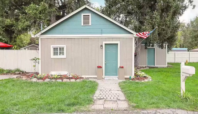 Paradise Bungalow