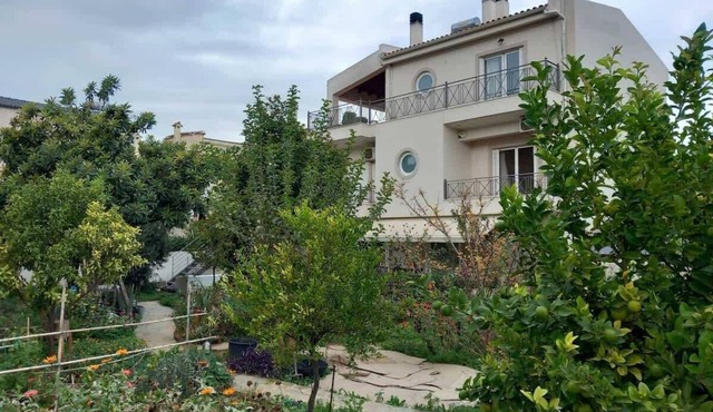 Pavlos Loft & Apartment - Leontari Garden Escape