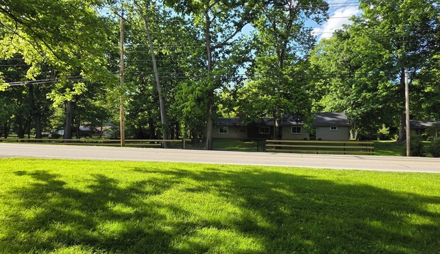 Peaceful 2-bedroom house in Fairfield Township