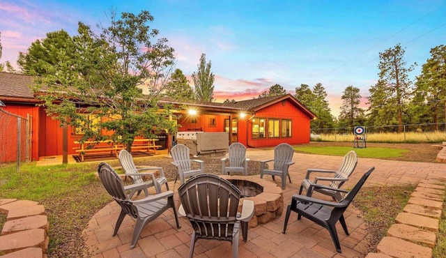 Peaks & Pines Vacation Rental | 5-BR House in Quiet Neighborhood, Flagstaff | Spa Game Rm Gourmet Kitchen Views Trails