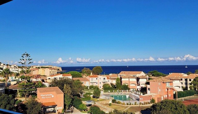 Penthouse - breathtaking sea view - five-minute walk from the beach