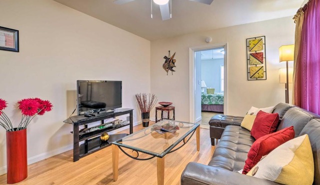 Pet-Friendly Home < 6 Mi to National Mall!