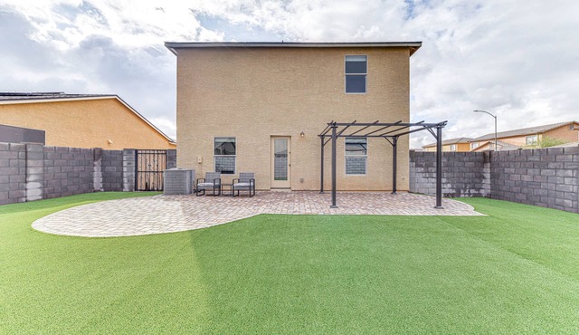 Pet-Friendly Home w/Fenced Yard in Florence!