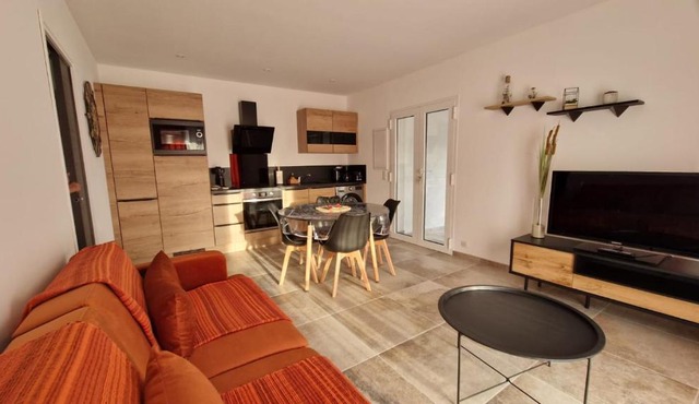 Petite maison en pierre