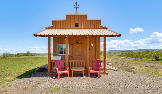 Pets Welcome! Quiet Country Cabin in Grangeville