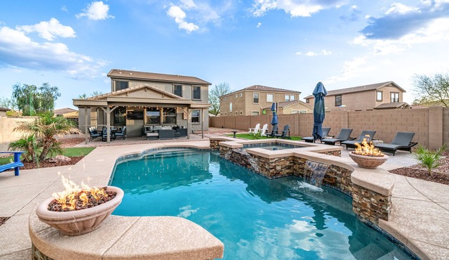 Pool & Patio: Family-Friendly Goodyear Home!