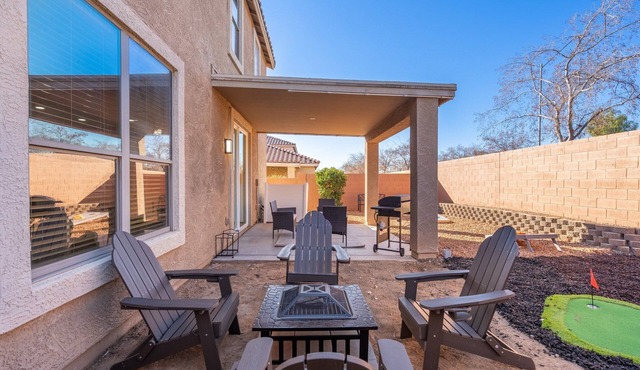 PoolTable~Foosball~FirePit~Grill
