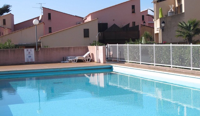PORTICCIO APPART DUPLEX 50M2. 6pers. Swimming pool. 200m Beach. 150m All Shops
