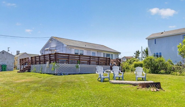 Potter Pond House