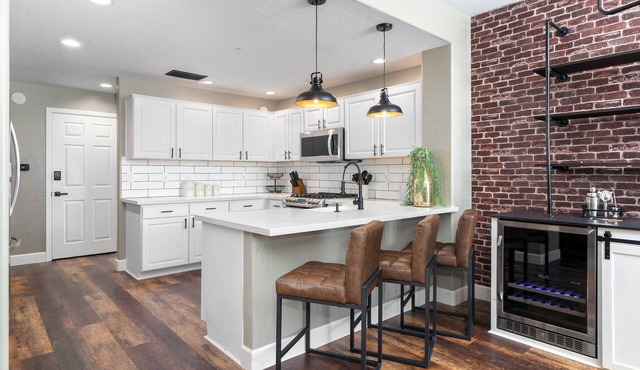 Premier Gated Luxury 2BR + Office | Mountain Views
