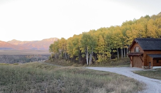 Privacy and Views in Swan Valley - Short Drive to Victor and Jackson