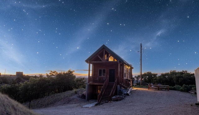Private Cowboy Hot Tub with Alleged UFO Sightings