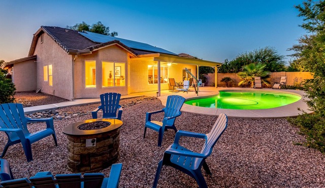Private Heated Pool and Firepit Surprise Home! 30 Night minimum!
