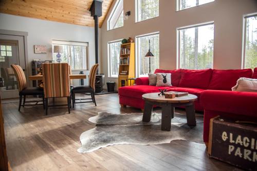 Private Home near Glacier Park, Columbia Falls, & Whitefish - Pet Friendly!