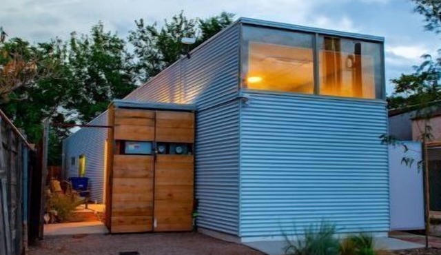 Private modern hideaway in downtown Albuquerque.