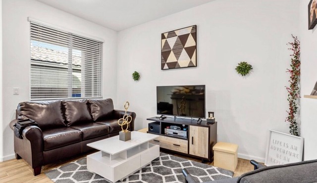 Private Tucson Getaway Near Downtown w/Amenities!