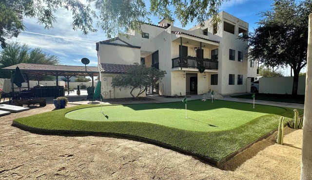 Pro Putting Green, Spa, Pool, Outdoor Kitchen