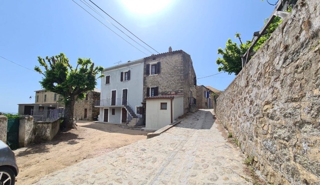 PROMO TRADITIONAL STONE HOUSE between Sea and Mountain