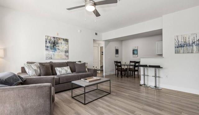 Pure Suites Furnished Two Bed Glendale Pool Gym