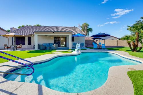 Putting Green & Pool! Peoria Home Near Sports