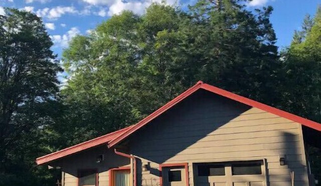 Quail Hollow, private studio