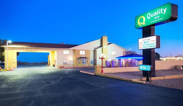 Quality Inn Holbrook near Petrified Forest
