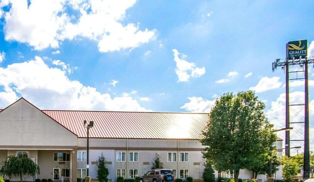 Quality Inn & Suites Elizabethtown
