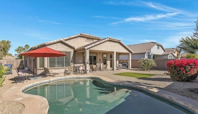 Queen Creek Oasis: Private Pool & Near Shopping!