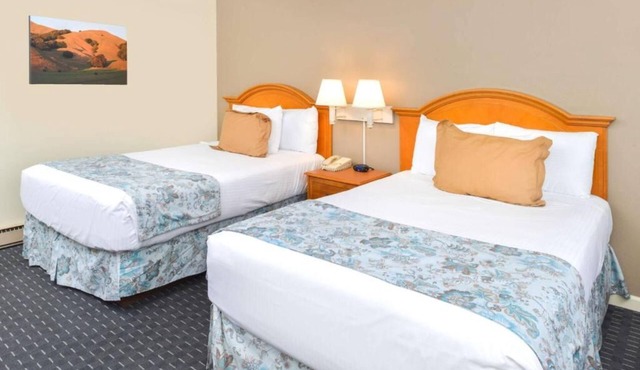 Quick Escape! 3 Comfortable Units, Near Solvang Vintage Motorcycle Museum