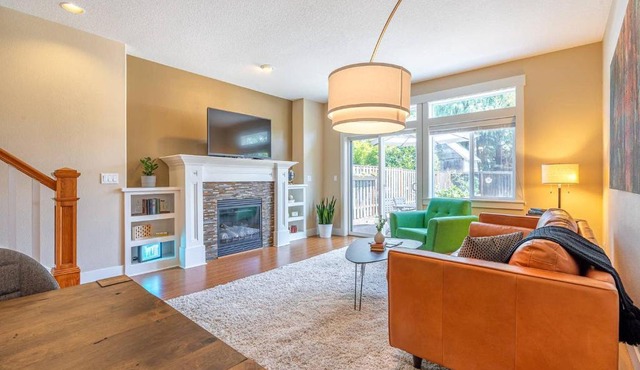 Quiet, Four bedrooms, 2 King Beds