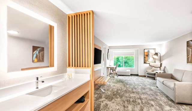 Radisson Hotel Portland Airport