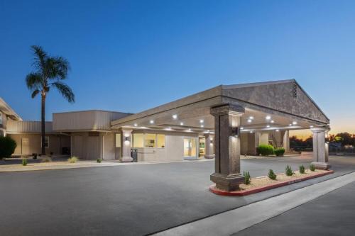 Ramada by Wyndham Merced