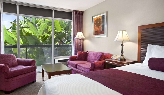 Ramada by Wyndham Sunnyvale/Silicon Valley