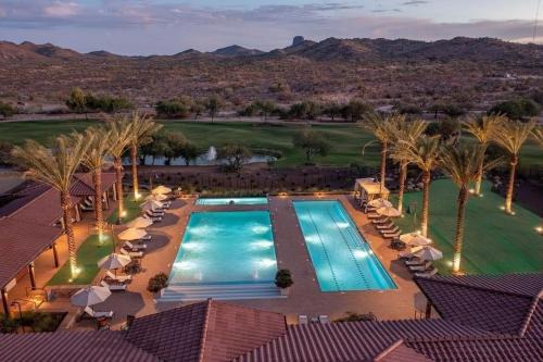 Rancho de los Caballeros Resort