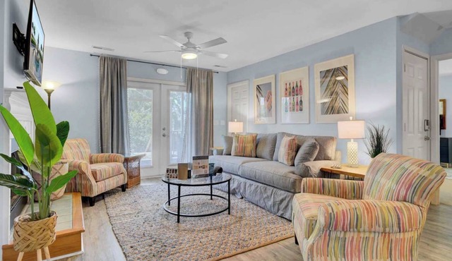 Rare Sullivan's Island Home, Block to Beach!