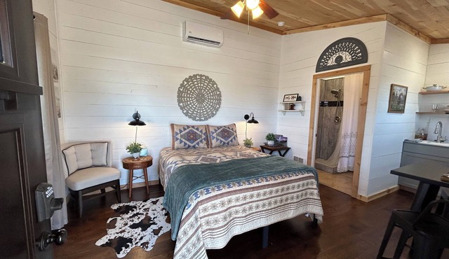 Relaxing Rustic Barndominium with Mountain View’s in Challis Idaho