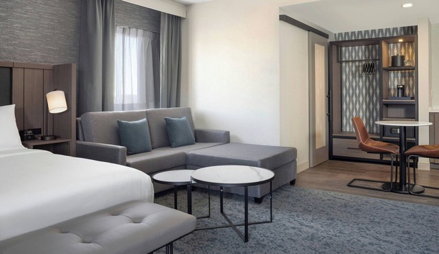 Renaissance Framingham Hotel & Conference Center