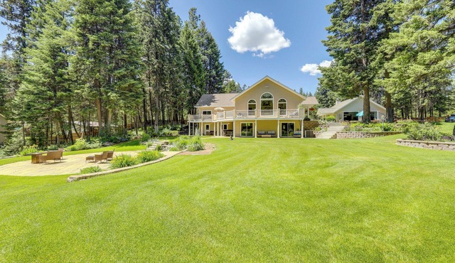 Retreat & Event Villa: Lake Access