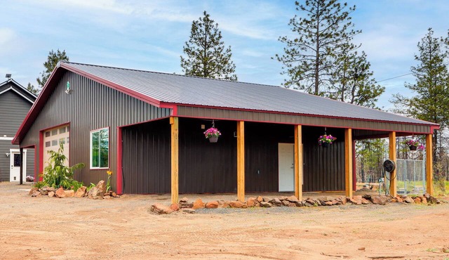 Retreat with Indoor Swim Spa, Access to Clear Lake