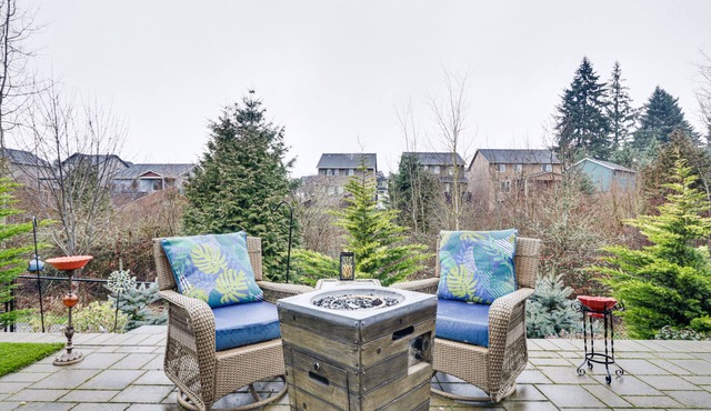 Ridgefield Apartment w/Fire Pit & Walking Trails!