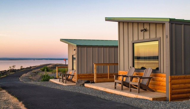 River Lodge and Cabins