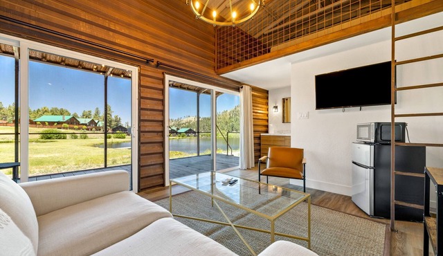 Riverside Suite Casita 3