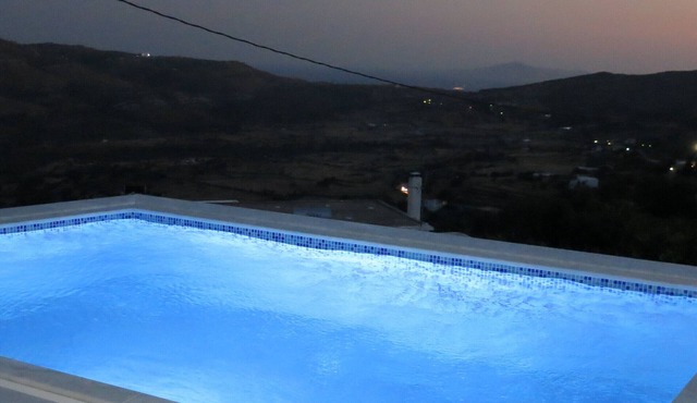 Room-andoni's House in Pitrofos, Andros