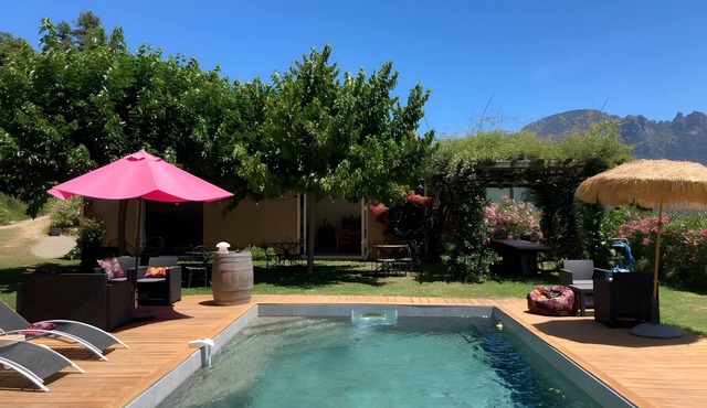 Rooms with Mountain View, Wi-Fi, Air Conditioning and Pool