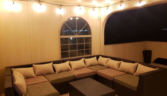 ROTARY PARK, LAUGHLIN/BULLHEAD CITY, RIVER RETREAT - RV HOOKUPS