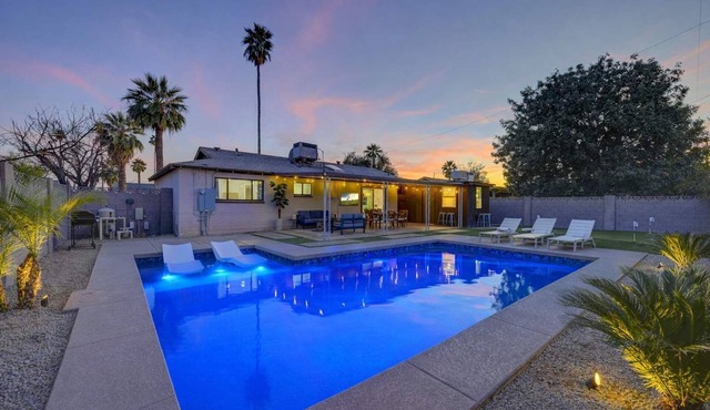 Scottsdale Oasis | Pool, Firepit, Putting Green
